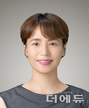 송미나 광주 하남중앙초등학교 수석교사/ 한국교육정책연구소장.