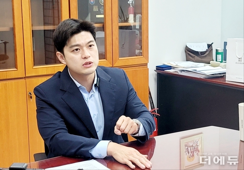 김용태 국민의힘 의원이 <더에듀>와 인터뷰를 하고 있다.(사진=지성배 기자)