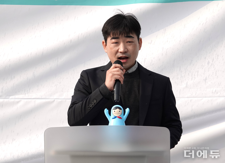 박영환 전교조 제22대 위원장 당선인이 지난 2일 당선 기자회견을 열고 전교조의 변화를 약속했다.(사진=전교조)