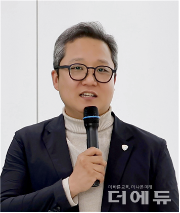 대한교조 제5대 상임위원장에 당선된 박상윤 용인 삼가초 교사.