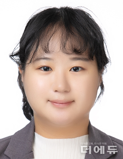 김은현 강원 장성여자고등학교 사서교사.