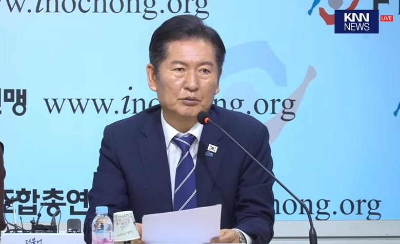 정청래 더불어민주당 대표가 29일 한국노총과 가진 정책협약식에서 교사 정치기본권 관련 입법의 최우선 추진을 약속했다.(사진=KNN NEWS캡처)