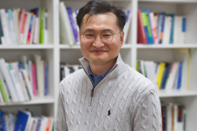 [인터뷰] 김성천 신임 국교위원 "바둑의 포석을 두는, 과감히 정책 맥 건드리는 용기 낼 것"