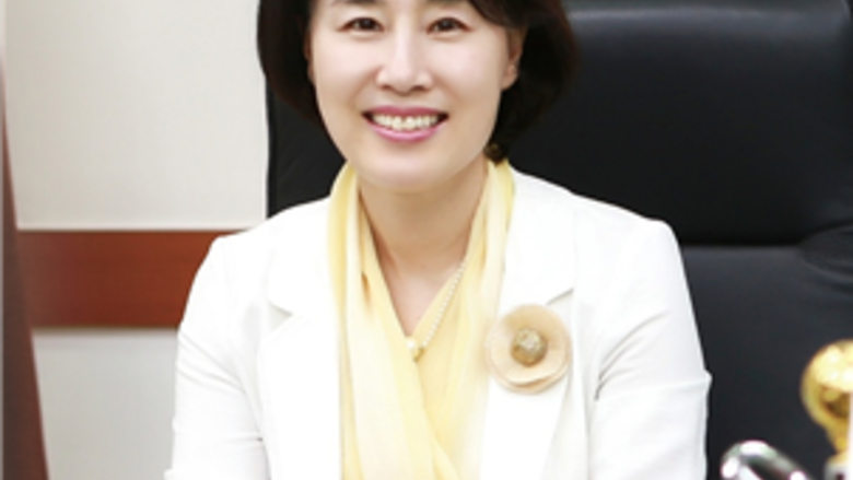 [생각 더하기-진영아] AX 시대, 한 아이도 놓치지 않는 ‘시스템의 힘’