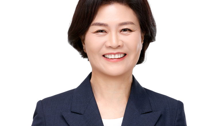 [교육감선거 인터뷰-서울] 강민정 "정근식 행정 '탁상·안일·관리'...교실을 아는 사람이 교육 바꿔"