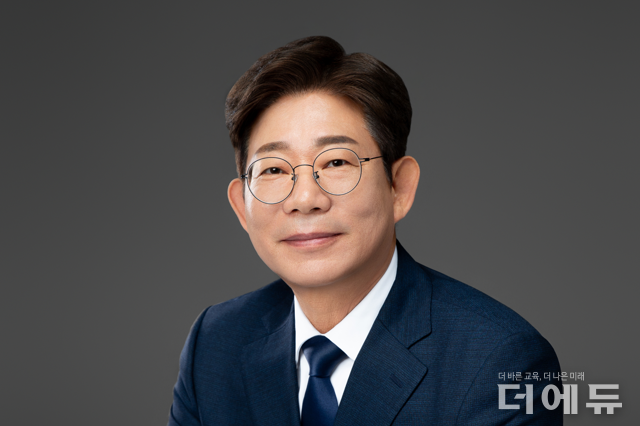 [교육감선거 인터뷰-충북] 김성근 "경쟁 승리 아닌 함께 사는 따뜻한 공동체 만드는 교육으로"