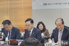 국교위, 문해력 특위 설치 확정...차정인 "어휘력 부족, 굉장히 크고 시급한 과제"