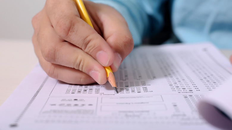 [AI 기사] 수준별 수업 "상위권 성적 향상에 도움, 하위권 더 떨구지도 않아"